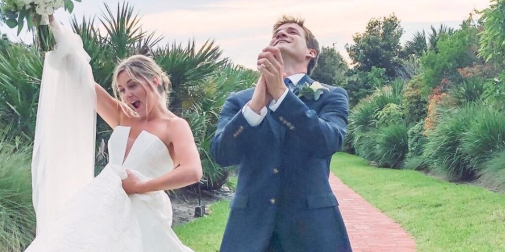 Taylor Louderman and Brooks Toth Welcome 1st Child - Vimarsana News